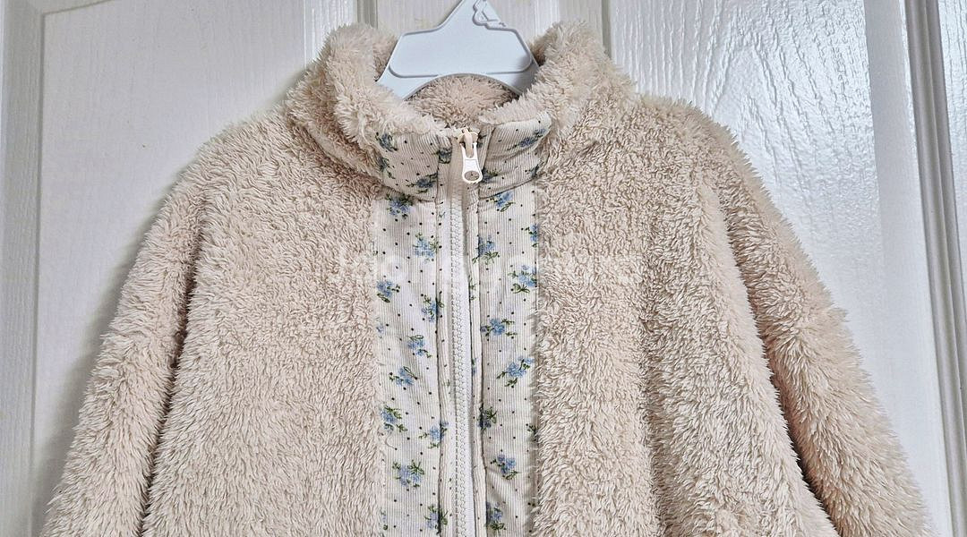 베베쥬 플라워 양털 후리스 집업 자켓(130/7-8Y)--1