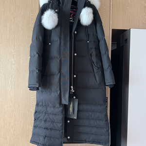 무스너클 스케처스원 롱 패딩 (새상품 M사이즈) 여자패