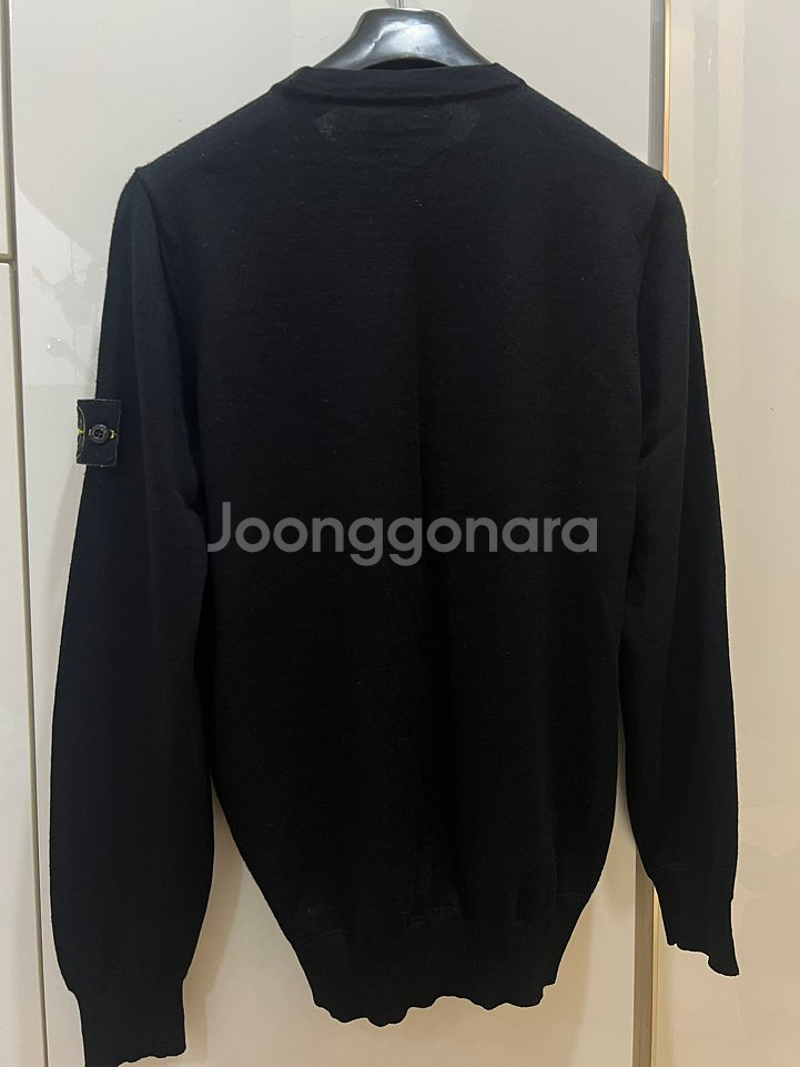 스톤아일랜드 블랙 니트 M--1