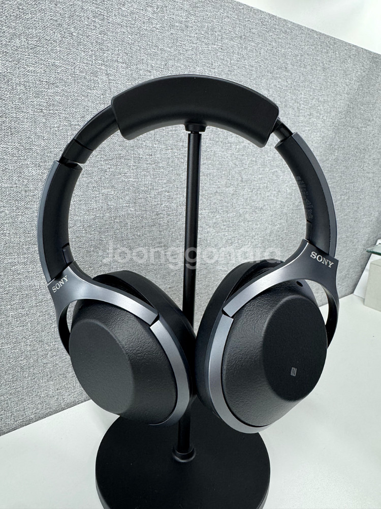 소니 WH-1000XM2 노이즈캔슬링 헤드폰--4