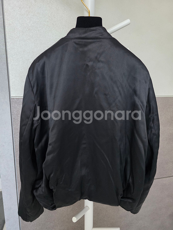 토템 글로시 새틴 봄버 자켓 항공점퍼 XS사이즈--2