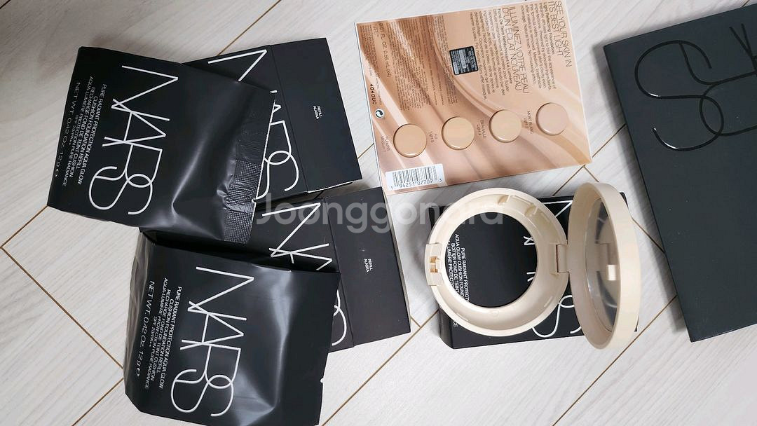 나스 아쿠아 글로우 쿠션 리필 2개+케이스 택포--3