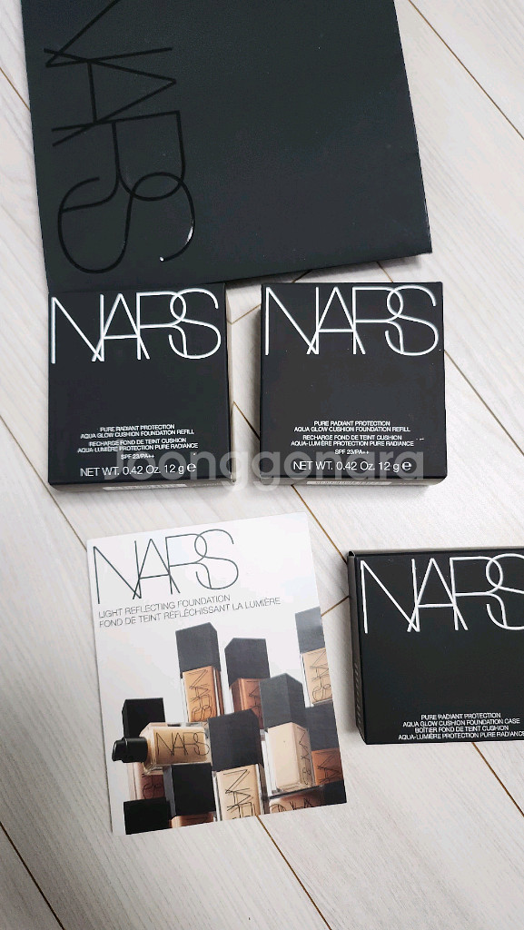 나스 아쿠아 글로우 쿠션 리필 2개+케이스 택포--2