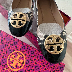 토리버치 플랫 230 새상품