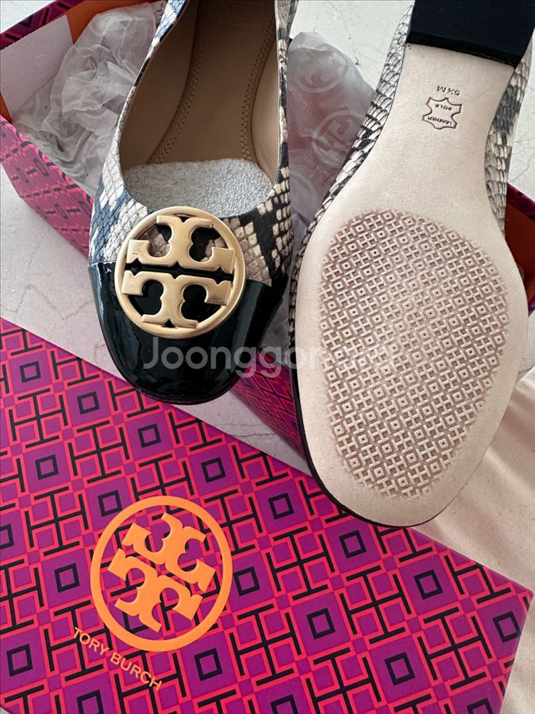 토리버치 플랫 230 새상품--1