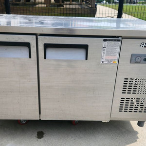 유니크 1500 테이블 냉장고 (2023년)