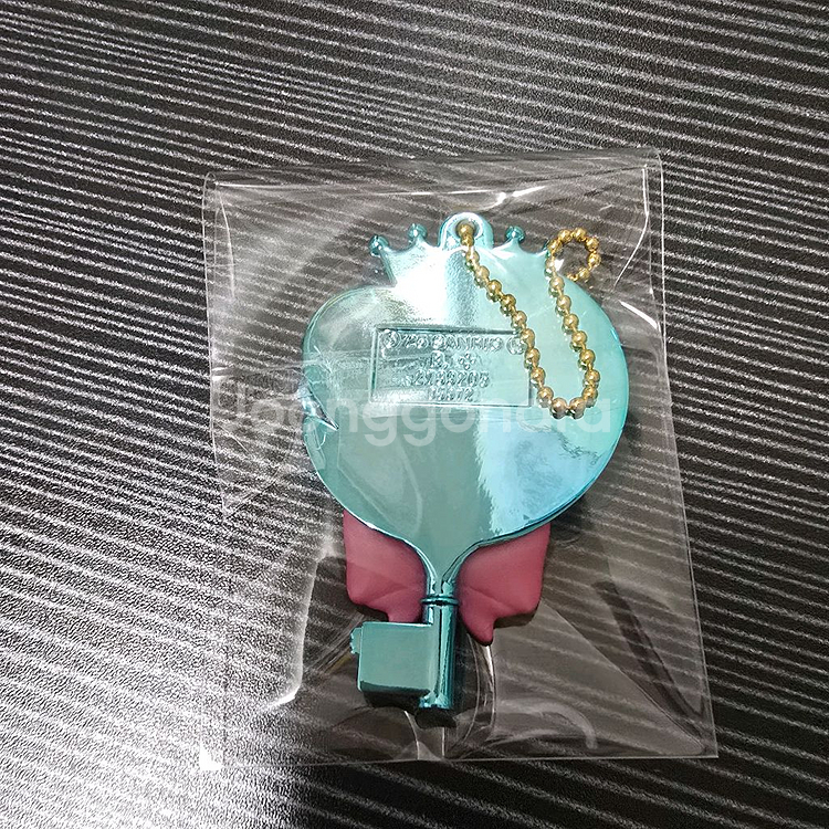 산리오 바츠마루 키라토 매지컬 챰 키링--1