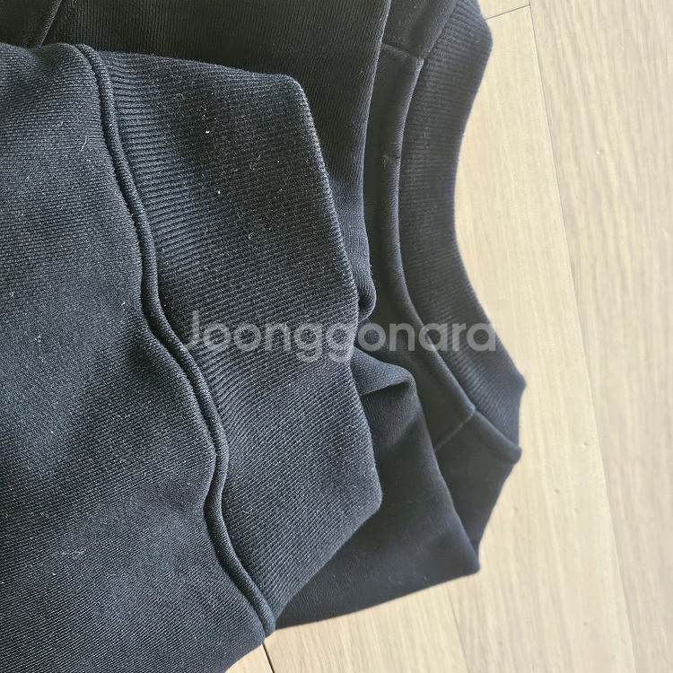 코스모폴리탄줄라이 예지스 스웻 블랙--6