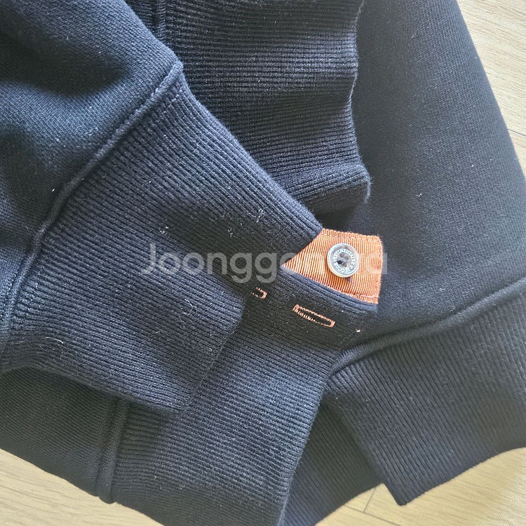 코스모폴리탄줄라이 예지스 스웻 블랙--7