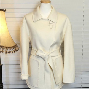 핸드메이드 카라 버클 벨트 울 하프 코트 아이보리 택포