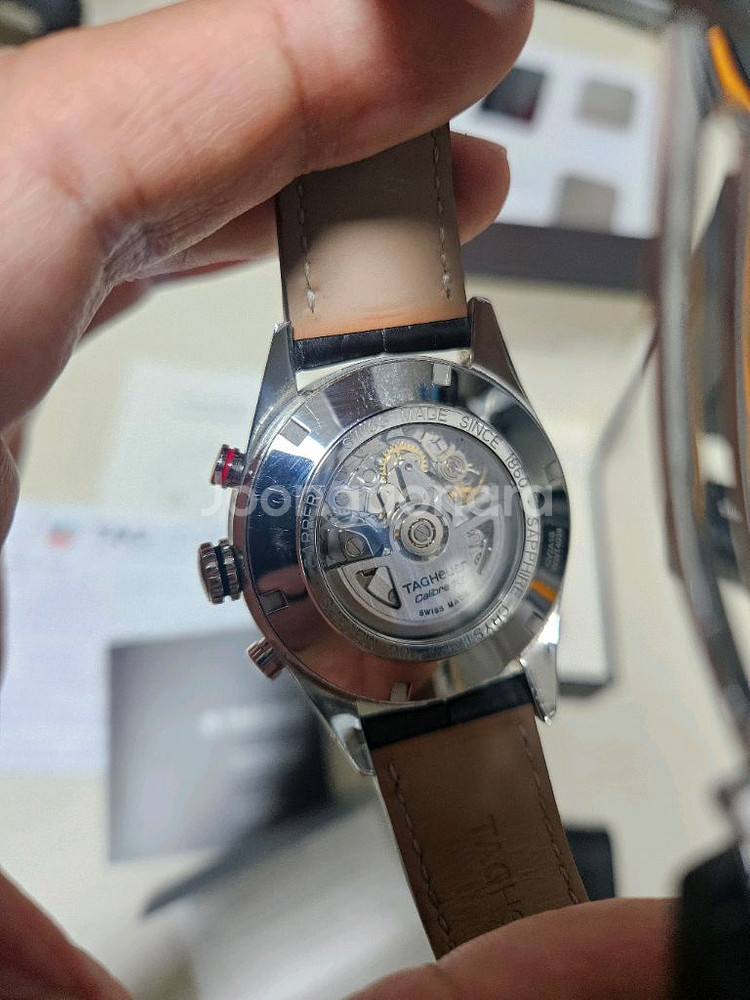 태그호이어 까레라 칼리버16 브라운판-가격마지막내림--4