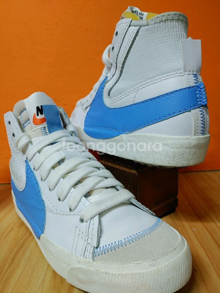 나이키 블레이져 미드77점보(표기275추천사이즈270)--2