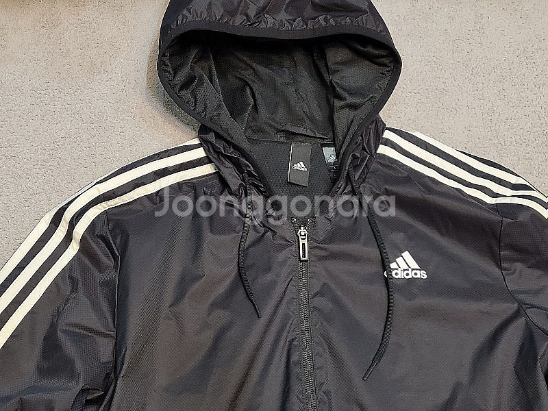 L 아디다스 에센셜 윈드스토퍼 후드 바람막이 자켓--0