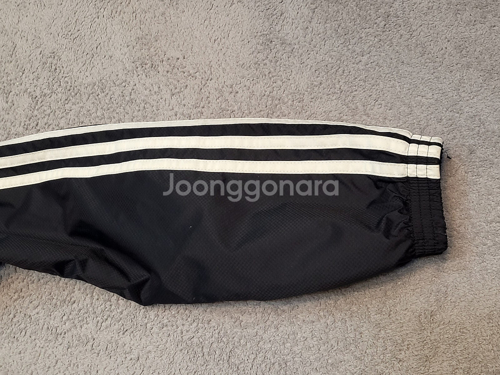 L 아디다스 에센셜 윈드스토퍼 후드 바람막이 자켓--5