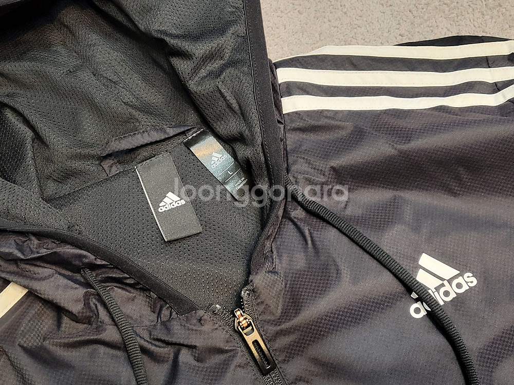 L 아디다스 에센셜 윈드스토퍼 후드 바람막이 자켓--7