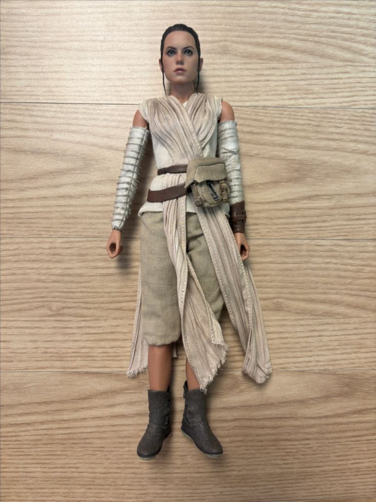 핫토이 mms 337 스타워즈 레이 & BB-8--3