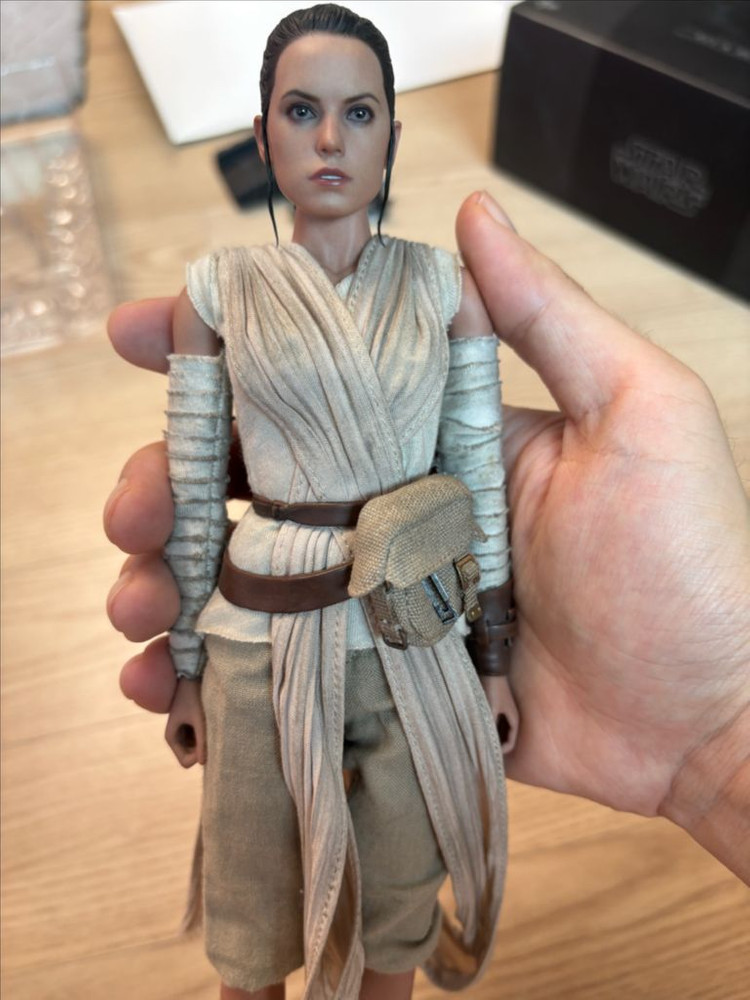 핫토이 mms 337 스타워즈 레이 & BB-8--4