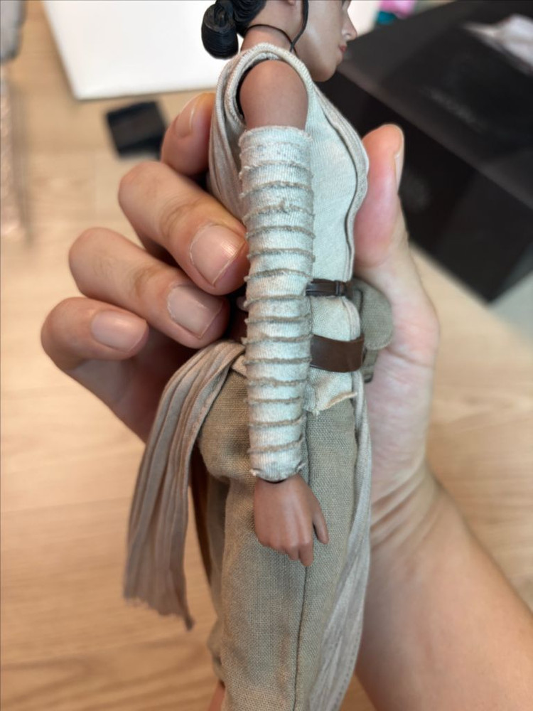 핫토이 mms 337 스타워즈 레이 & BB-8--8