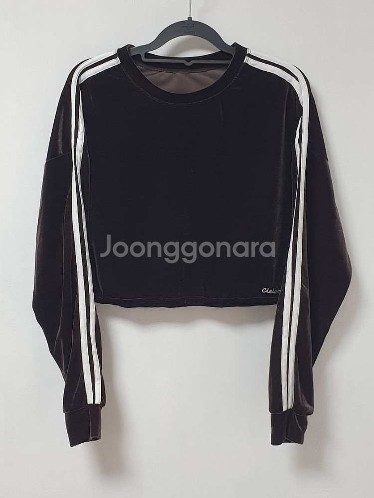 씨엘코코 벨벳 크롭탑 (택포)--0