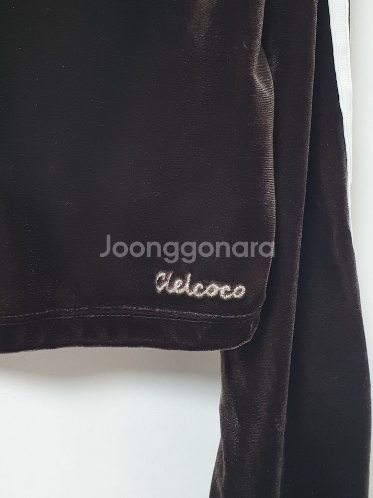 씨엘코코 벨벳 크롭탑 (택포)--3