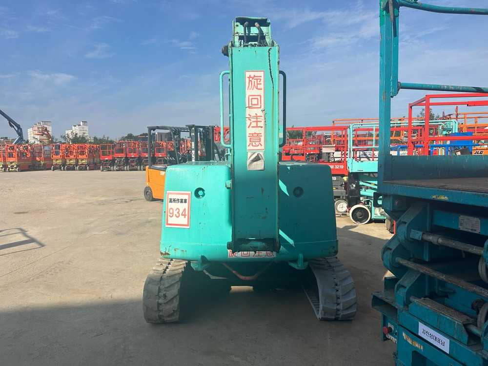 굴절 고소작업대 NUL090 (작업11M까지 가능)--2