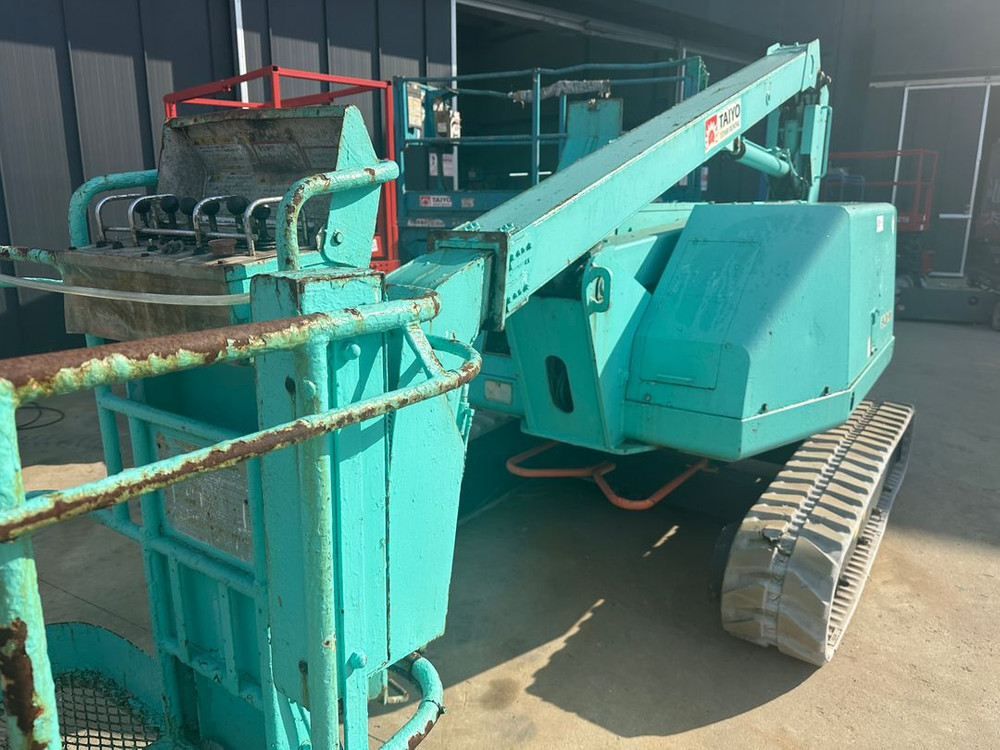 굴절 고소작업대 NUL090 (작업11M까지 가능)--3