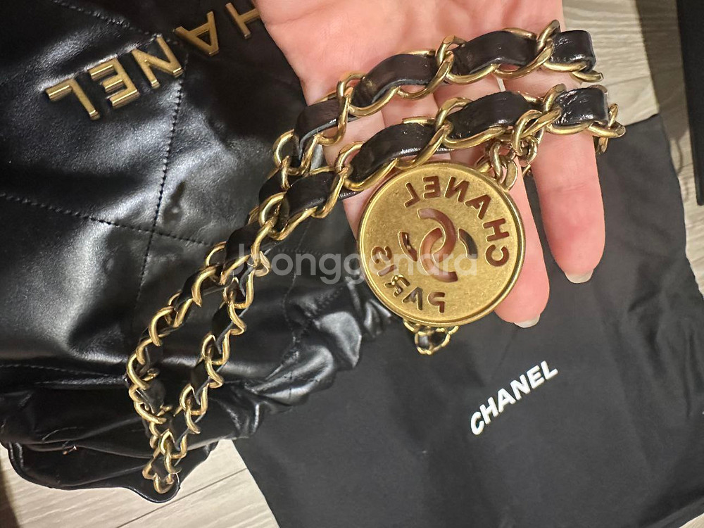 24년도 8월 구매/샤넬 22백 스몰 AS3260 판매--2