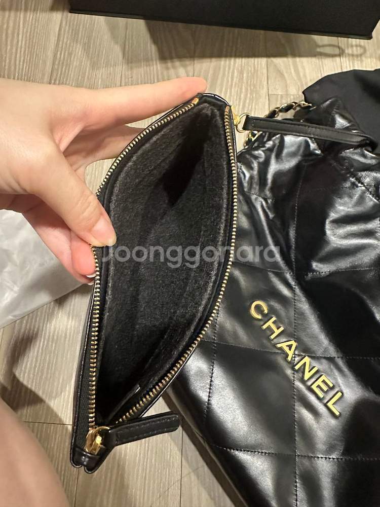 24년도 8월 구매/샤넬 22백 스몰 AS3260 판매--4