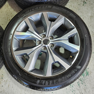 중고 팰리세이드 20인치 휠타이어