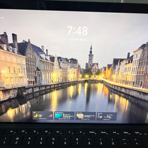 마이크로소프트 서피스 프로8 I5 램16기가 버전