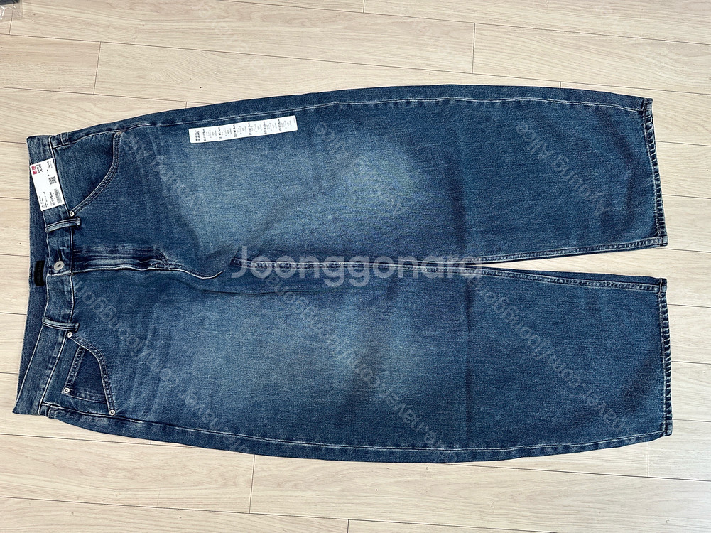 유니클로 배기커브진 30사이즈 새상품 판매합니다.--0