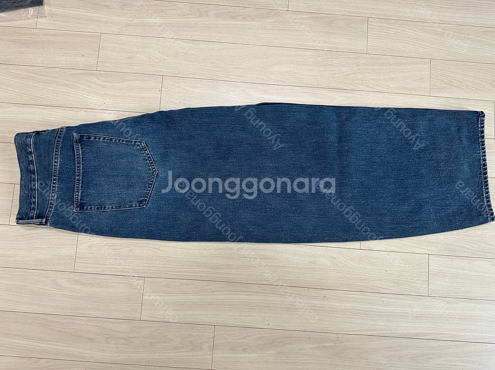 유니클로 배기커브진 30사이즈 새상품 판매합니다.--2