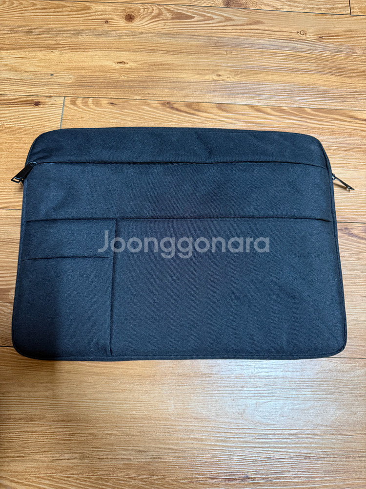 노트북 파우치 판매합니다 (17인치까지 수납 가능)--0
