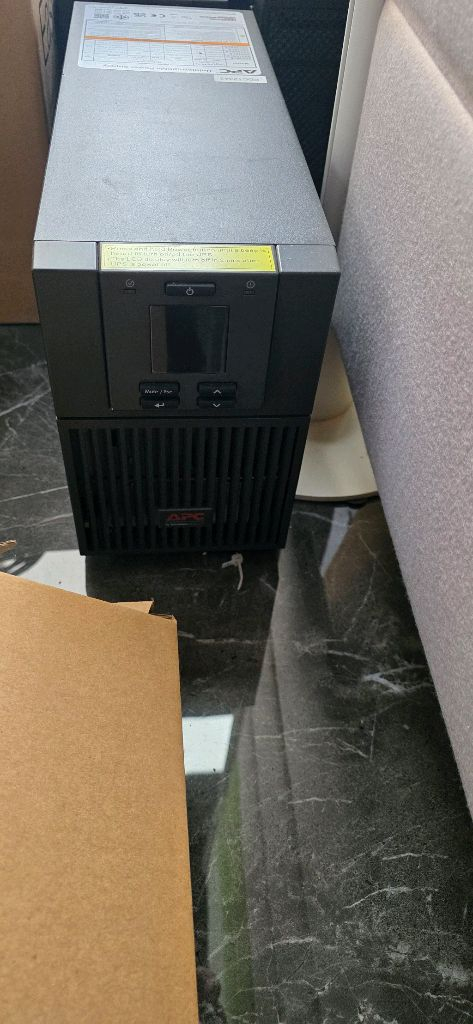 APC SRV2KI 2KVA UPS--2