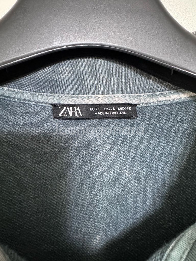 ZARA 카라 하프집업--2