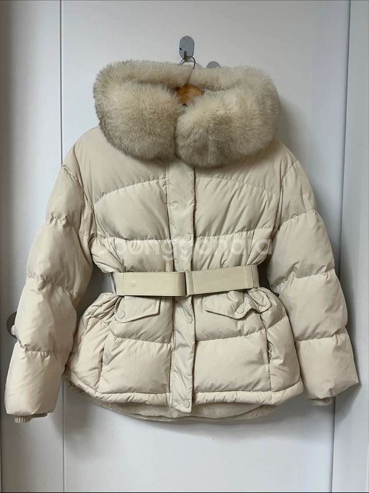 온앤온 사가퍼 천연 모피 덕다운 패딩 사이즈 2--0