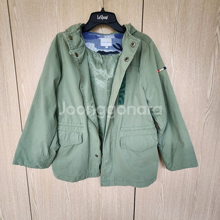 컬리수 아동 카키 야상점퍼 140사이즈--1