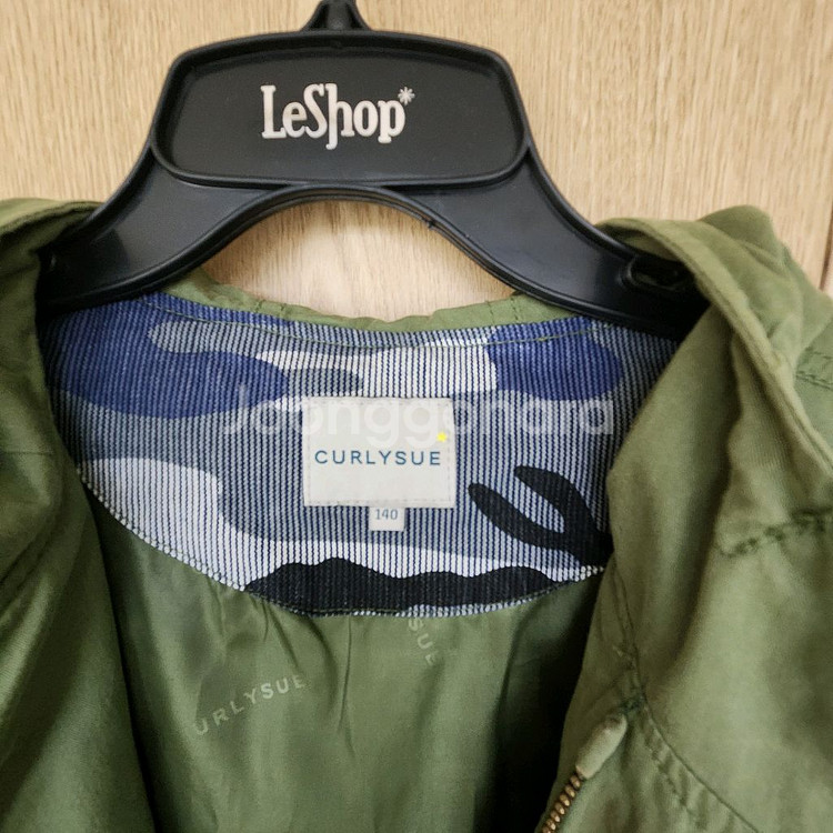 컬리수 아동 카키 야상점퍼 140사이즈--3