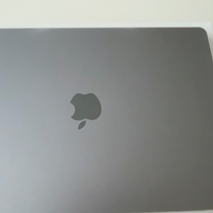 맥북 에어 m2 15인치 16g 256ssd 민트급 풀