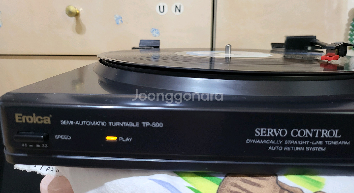 에로이카 턴테이블 판매 합니다.--1