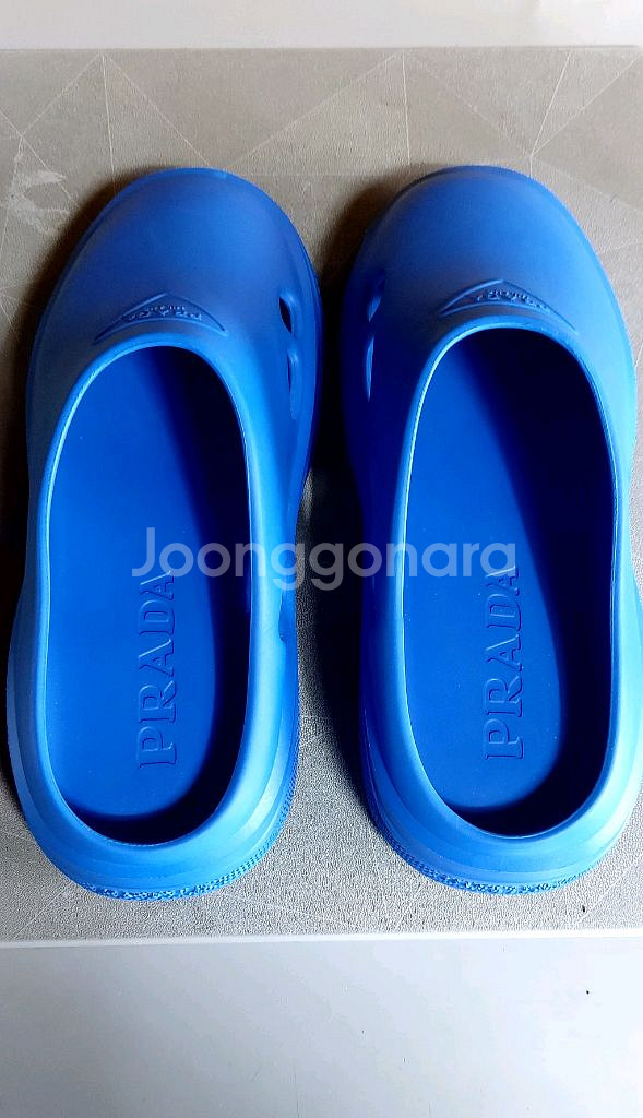 [부산]정품 프라다 멜로우 슬리퍼 (280사이즈)--2