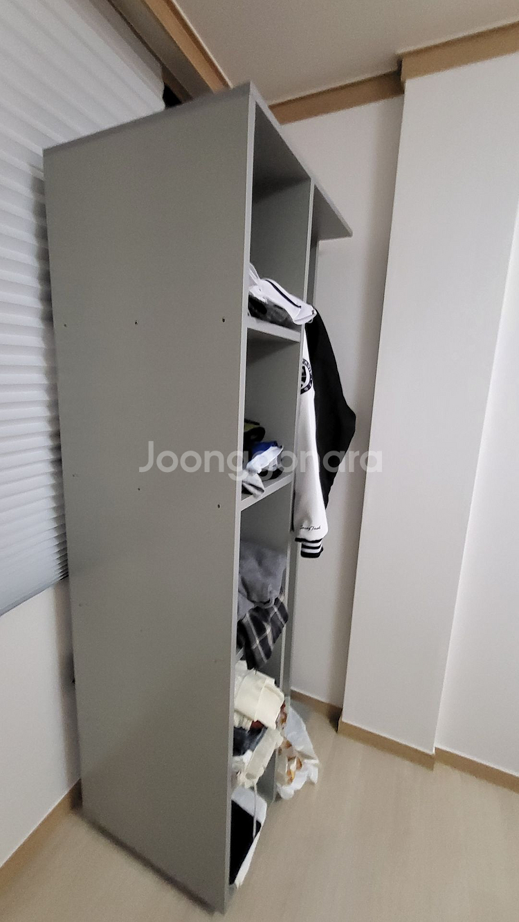 틈새 옷장--2