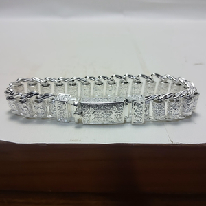 티벳 옴마니반메훔 실버팔찌 80g