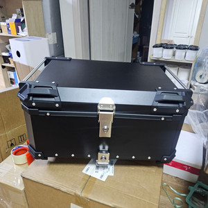 알루미늄 탑박스 B급 미사용 상품 65리터 12만원