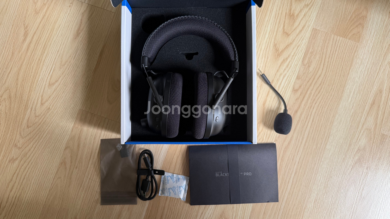 레이저 블랙샤크 2023 플레이스테이션 에디션--1