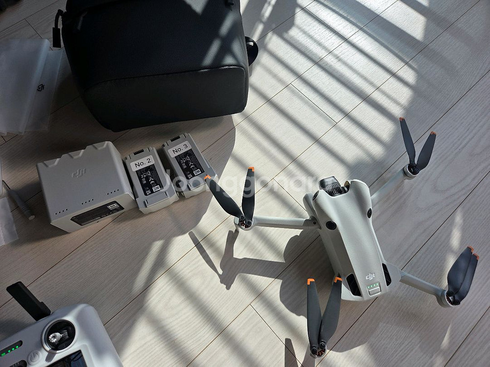 DJI 매빅 미니4 프로 플라이모어콤보 무사고 +케어--9