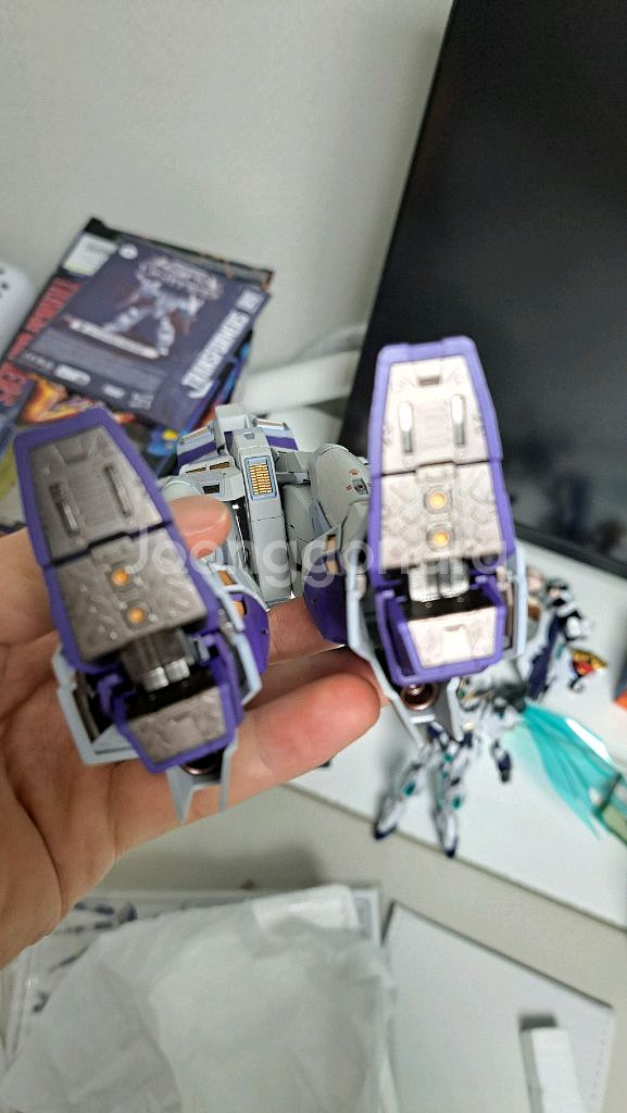 메탈빌드 하이뉴건담 판매합니다.--3