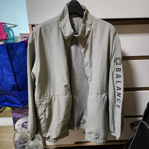 탑텐키즈 바람막이