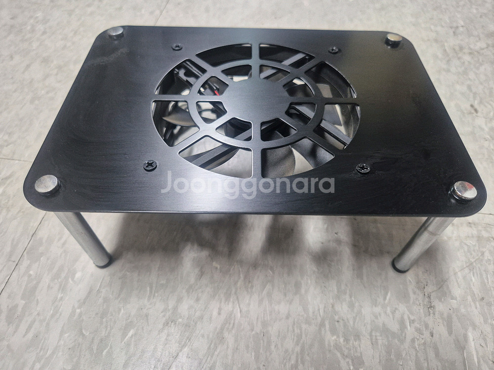 미니pc 7840hs 32기가 팝니다--1