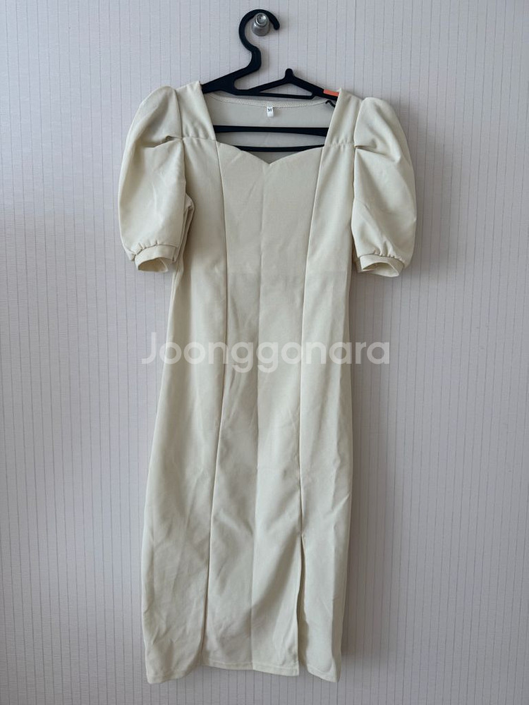 화이트 원피스 프리사이즈 택포5천--0